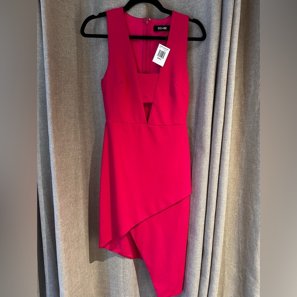 DO+BE Fuchsia One-Shoulder Asymmetric Hem Dress